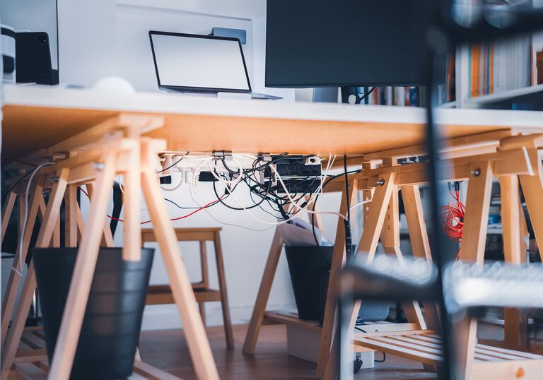 How to Organize Cables and Chargers Neatly: Easy Tips for a Clutter-Free Space